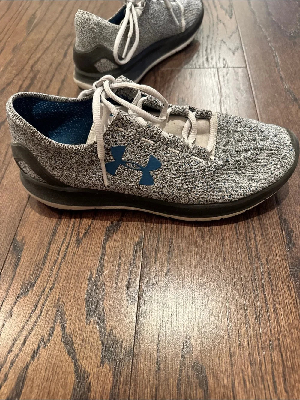 Under Armour Men’s Grey Knit Athletic Shoes with Blue Logo